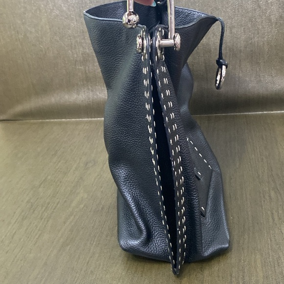 BCBGMaxAzria Black Pebbled Leather Handbag /Purse/with Gorgeous Stitching - Picture 7 of 16